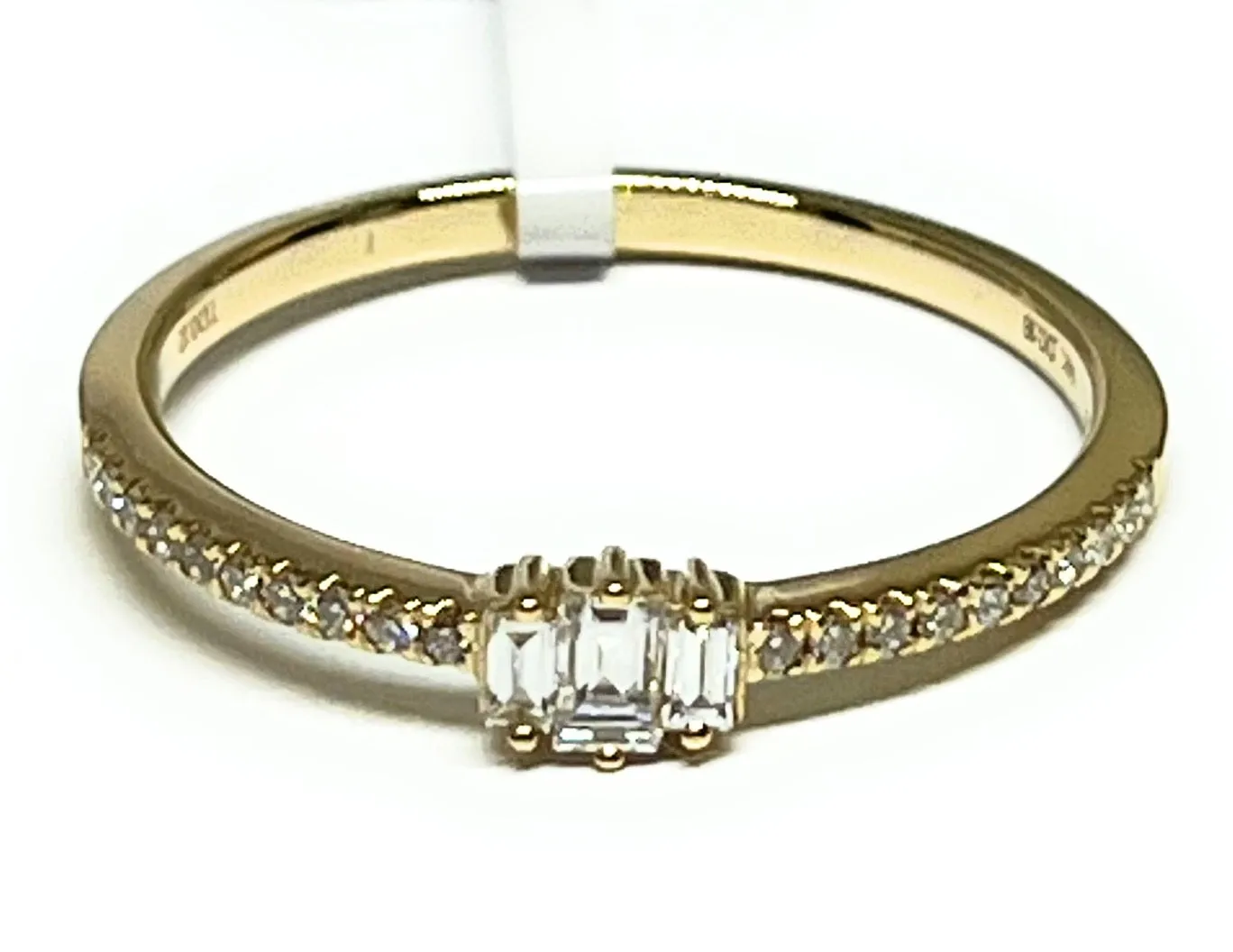 14k Solid Gold Baguette Diamond Ring 0.22ct (FCD 06)