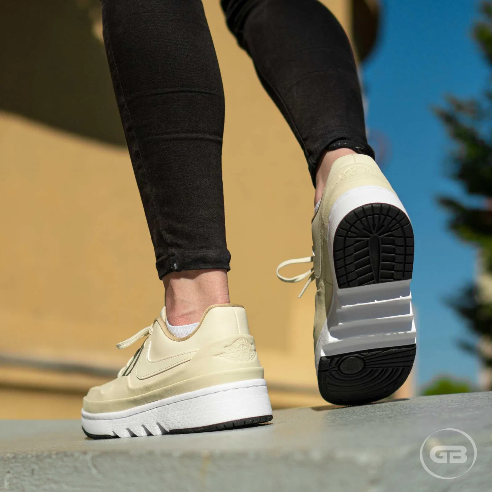 Air Jordan 1 Jester XX Low Laced WMNS ''Fossil''