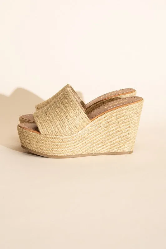 Bounty-S Synthetic Raffia Wedge Platform