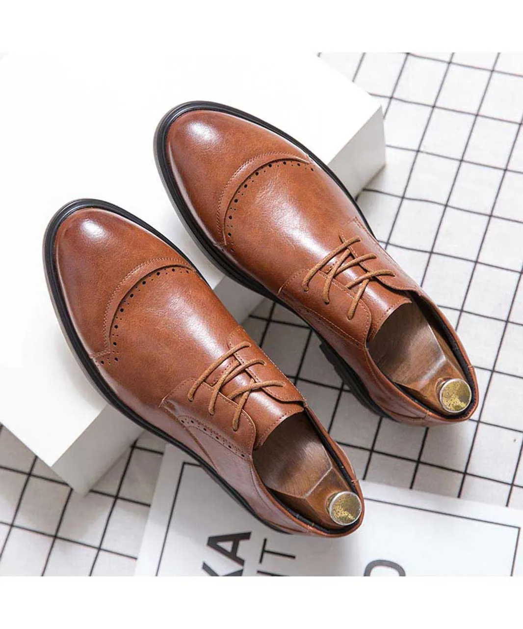 Brown brogue leather derby dress shoe curved toe