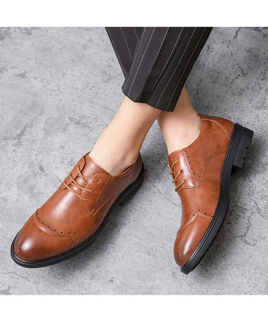 Brown brogue leather derby dress shoe curved toe