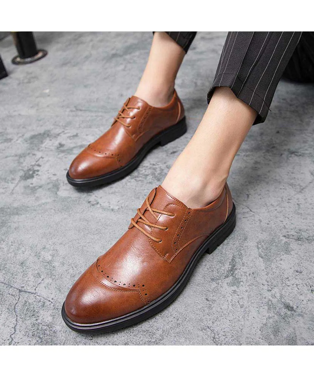 Brown brogue leather derby dress shoe curved toe