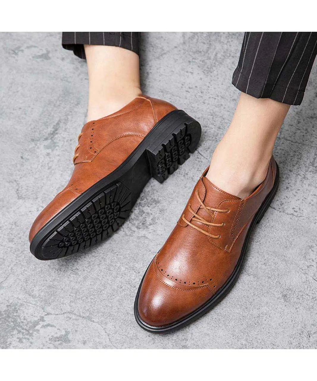 Brown brogue leather derby dress shoe curved toe