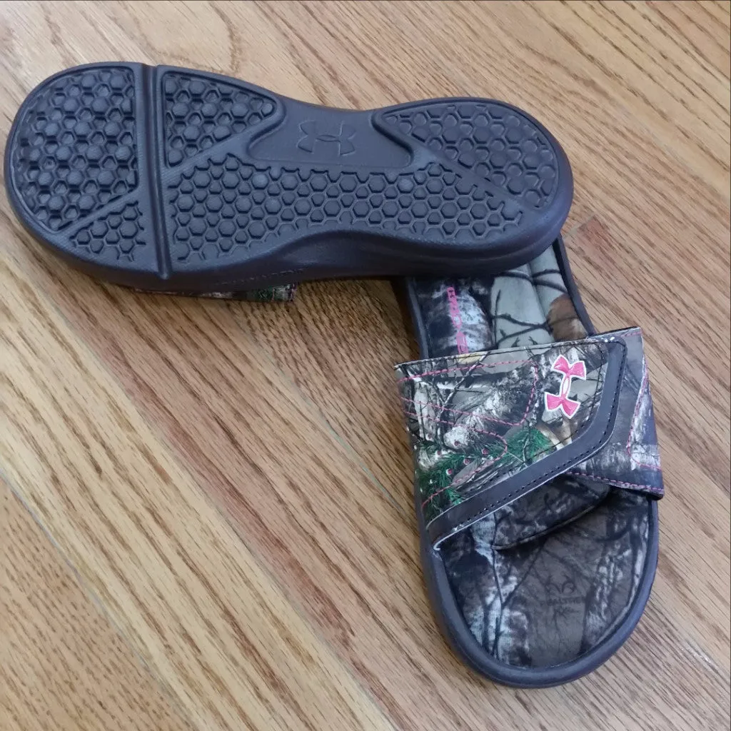 CLEARANCE Under Armour Girls Ignite Camo Sandal