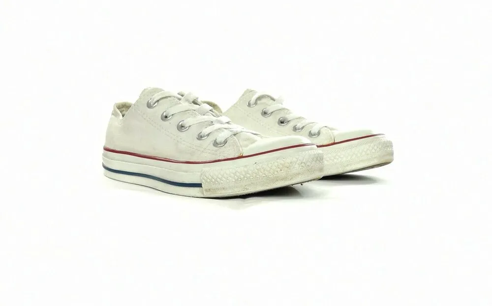 Converse Low Tops Trainers - Size UK 4