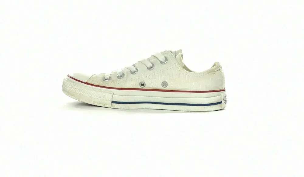 Converse Low Tops Trainers - Size UK 4