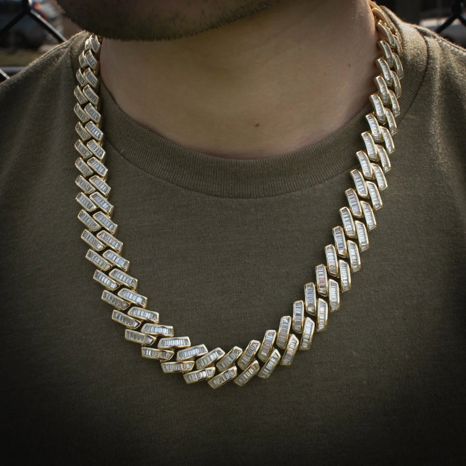 Diamond Baguette Cuban Link Chain (18mm) in Yellow Gold