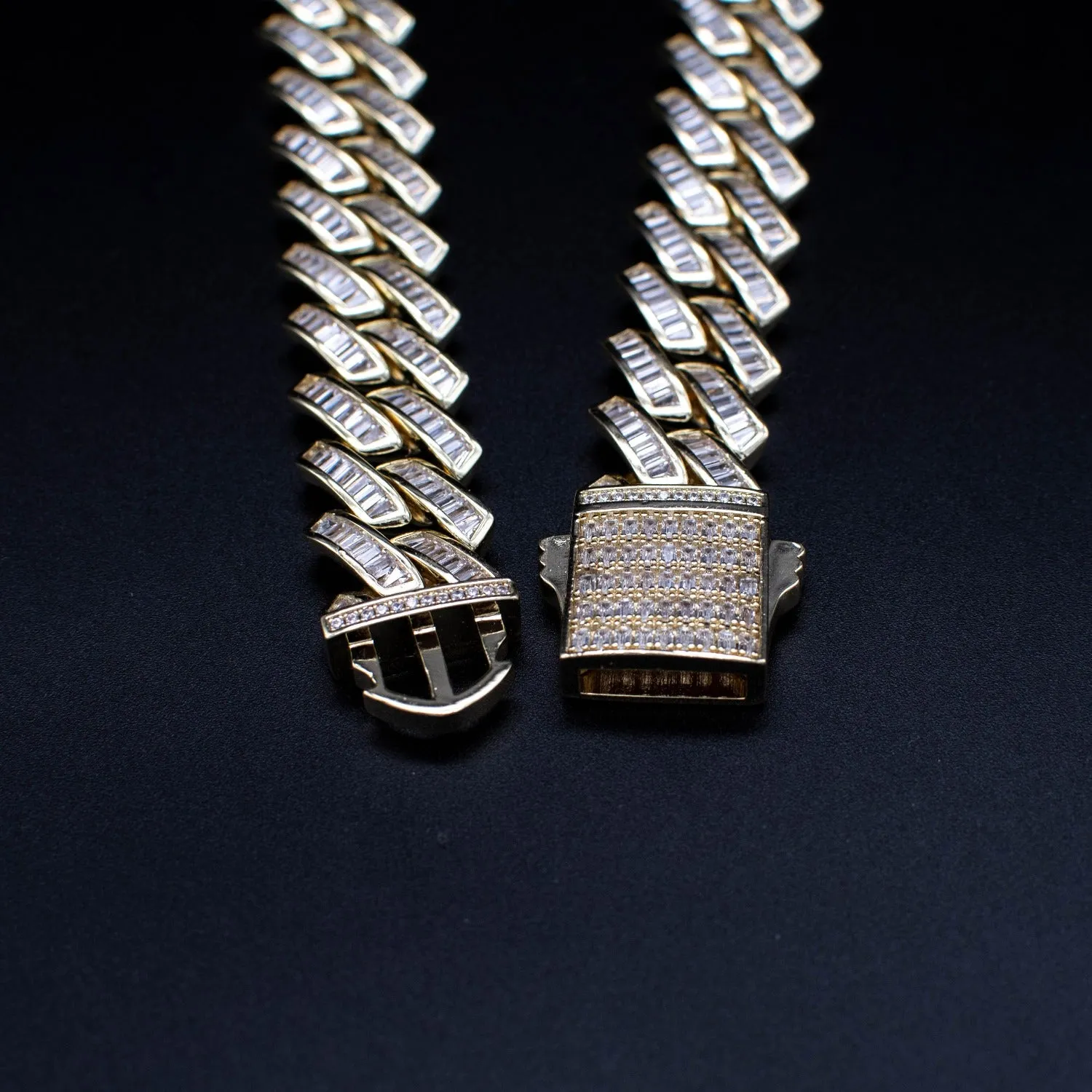 Diamond Baguette Cuban Link Chain (18mm) in Yellow Gold