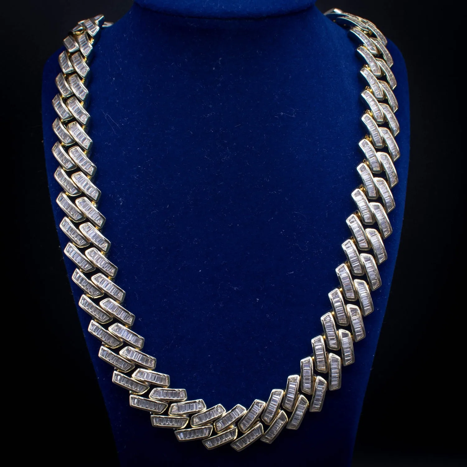 Diamond Baguette Cuban Link Chain (18mm) in Yellow Gold