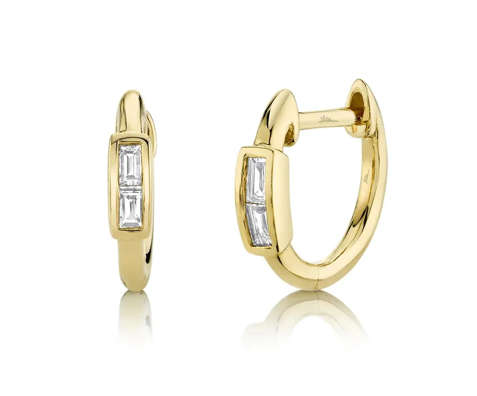 DIAMOND BAGUETTE HUGGIE EARRING