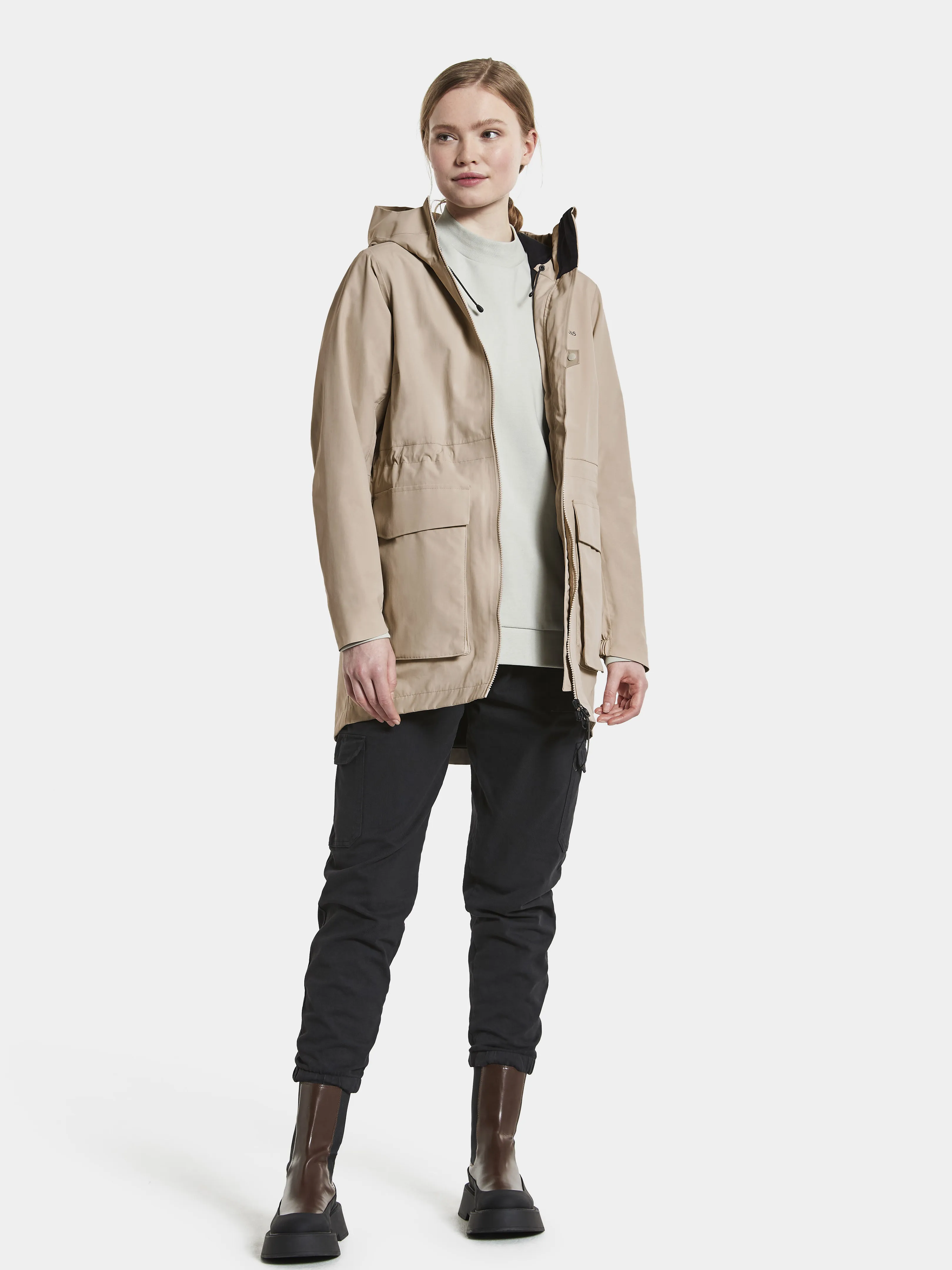 Didriksons Lana Women's Parka 2 Clay Beige | Buy Didriksons Lana Women's Parka 2 Clay Beige here | Outnorth