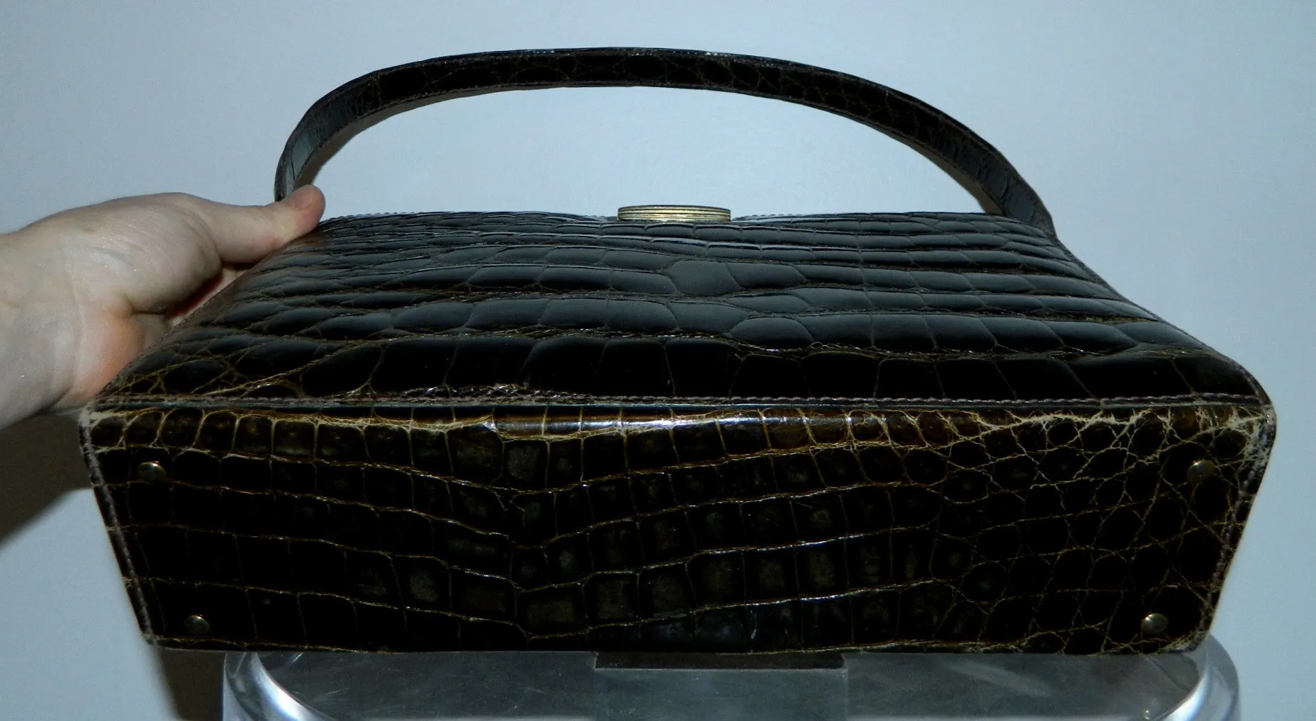 glossy brown crocodile handbag vintage 1940s Saks Fifth Avenue French made purse