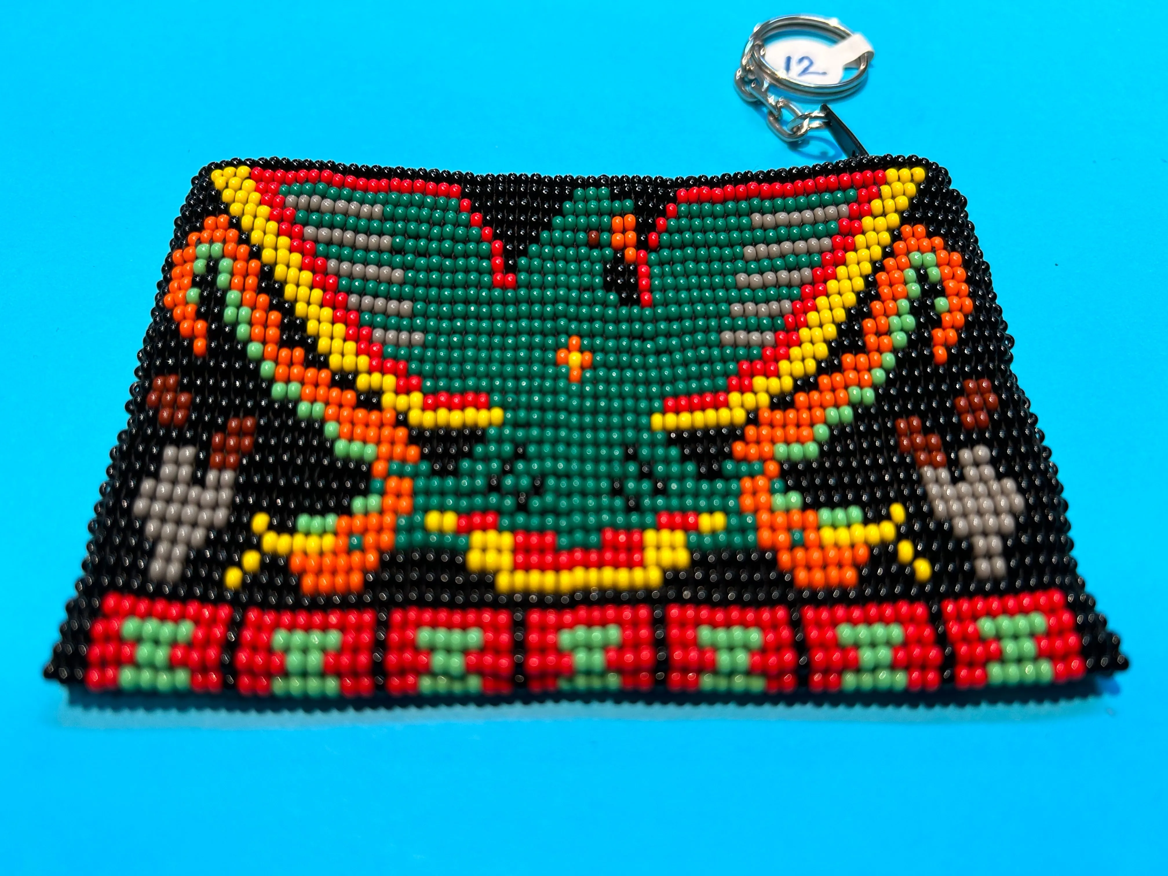 Guatemalan handcrafted glass seed beads change purse