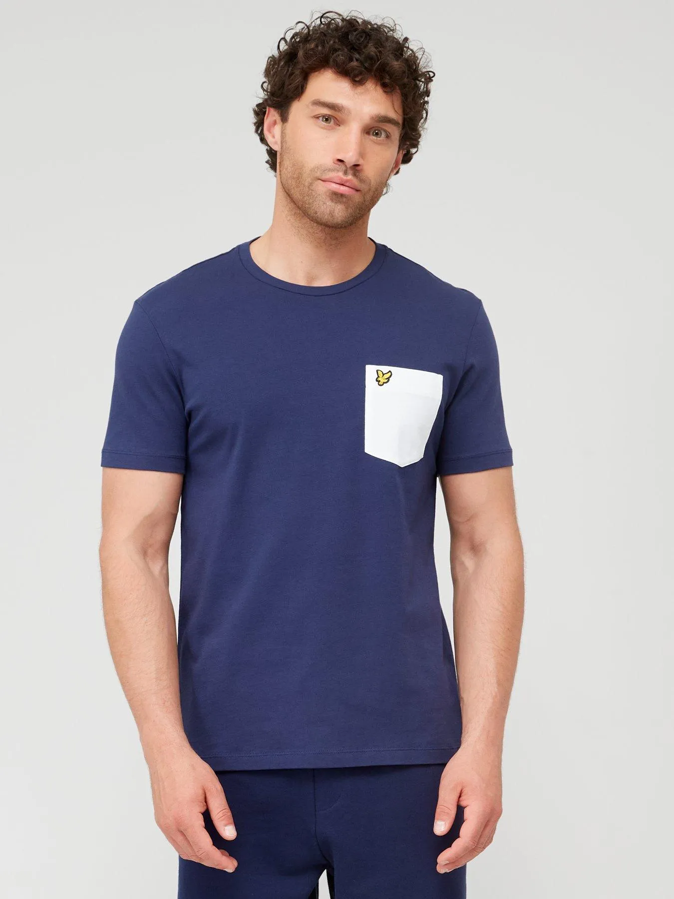 Lyle & Scott Contrast Pocket T-Shirt - Navy