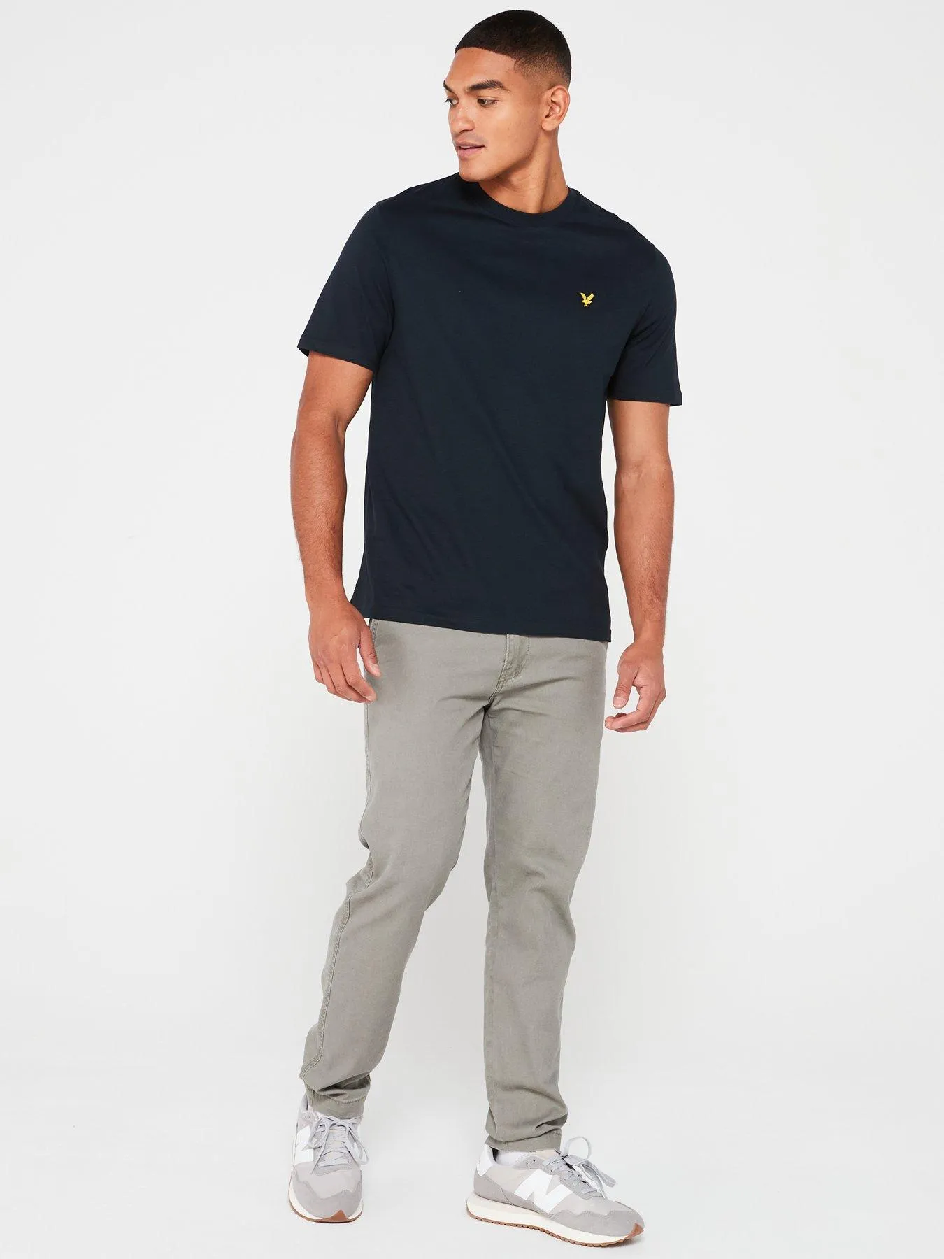 Lyle & Scott Lyle & Scott Scattered Eagles Backhit Relaxed Fit T-shirt - Navy