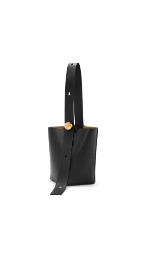 Medium Pebble Bucket Bag in Mellow Calfskin - Black