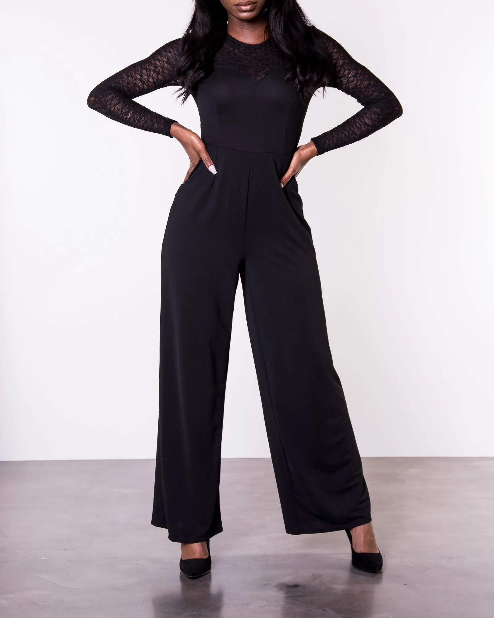 Monna Lace Jumpsuit