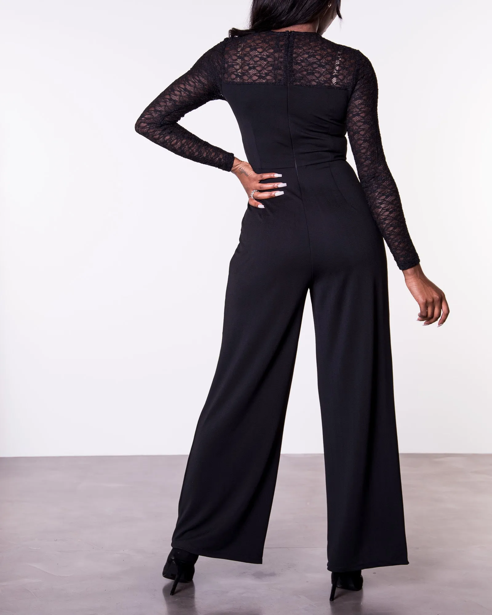 Monna Lace Jumpsuit