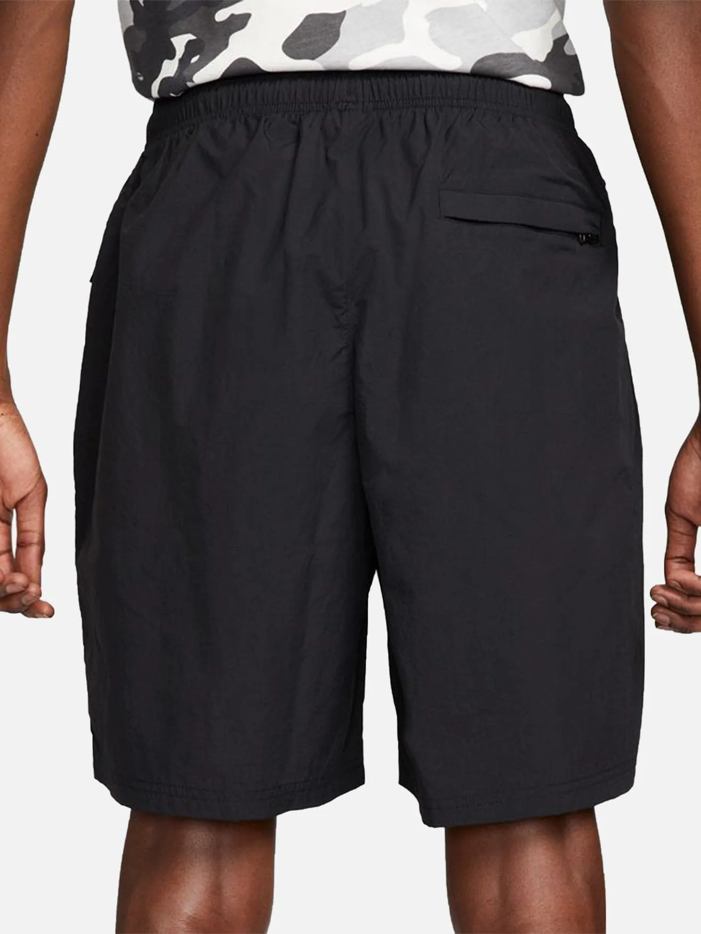 NIKE Solo Swoosh Woven Short