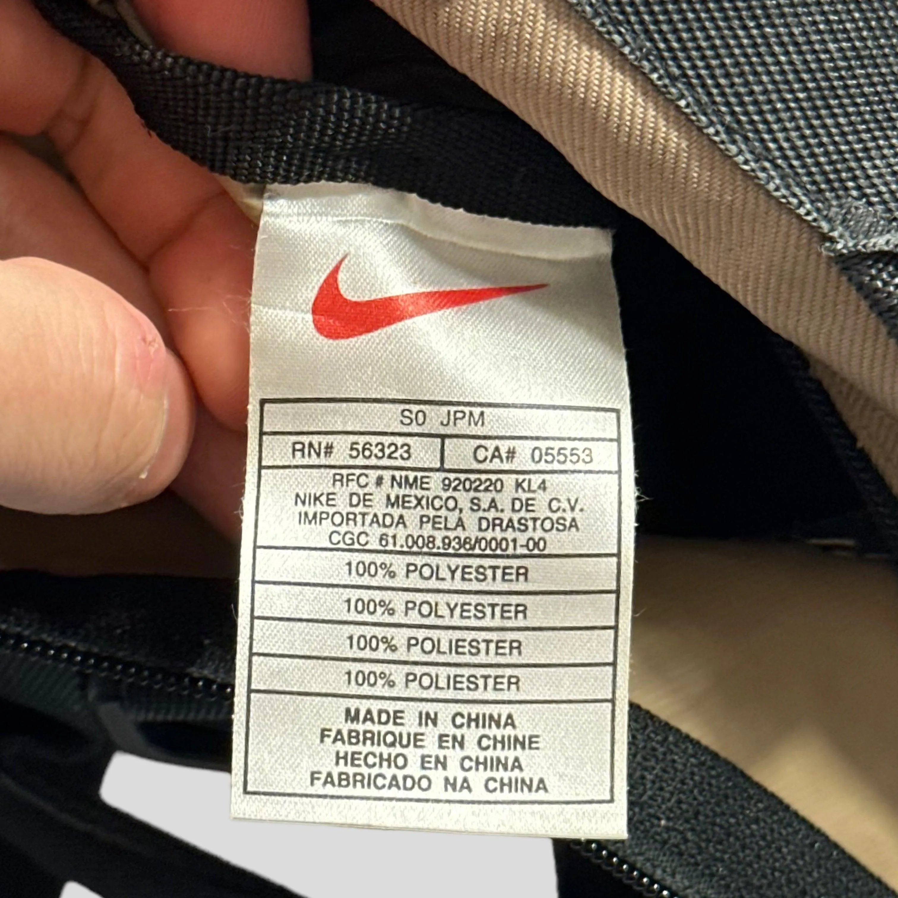 Nike SS99 Multipocket Drybag Sling