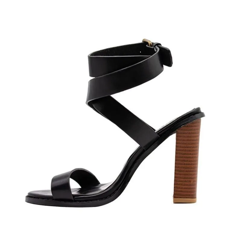 Tolsen Sandal