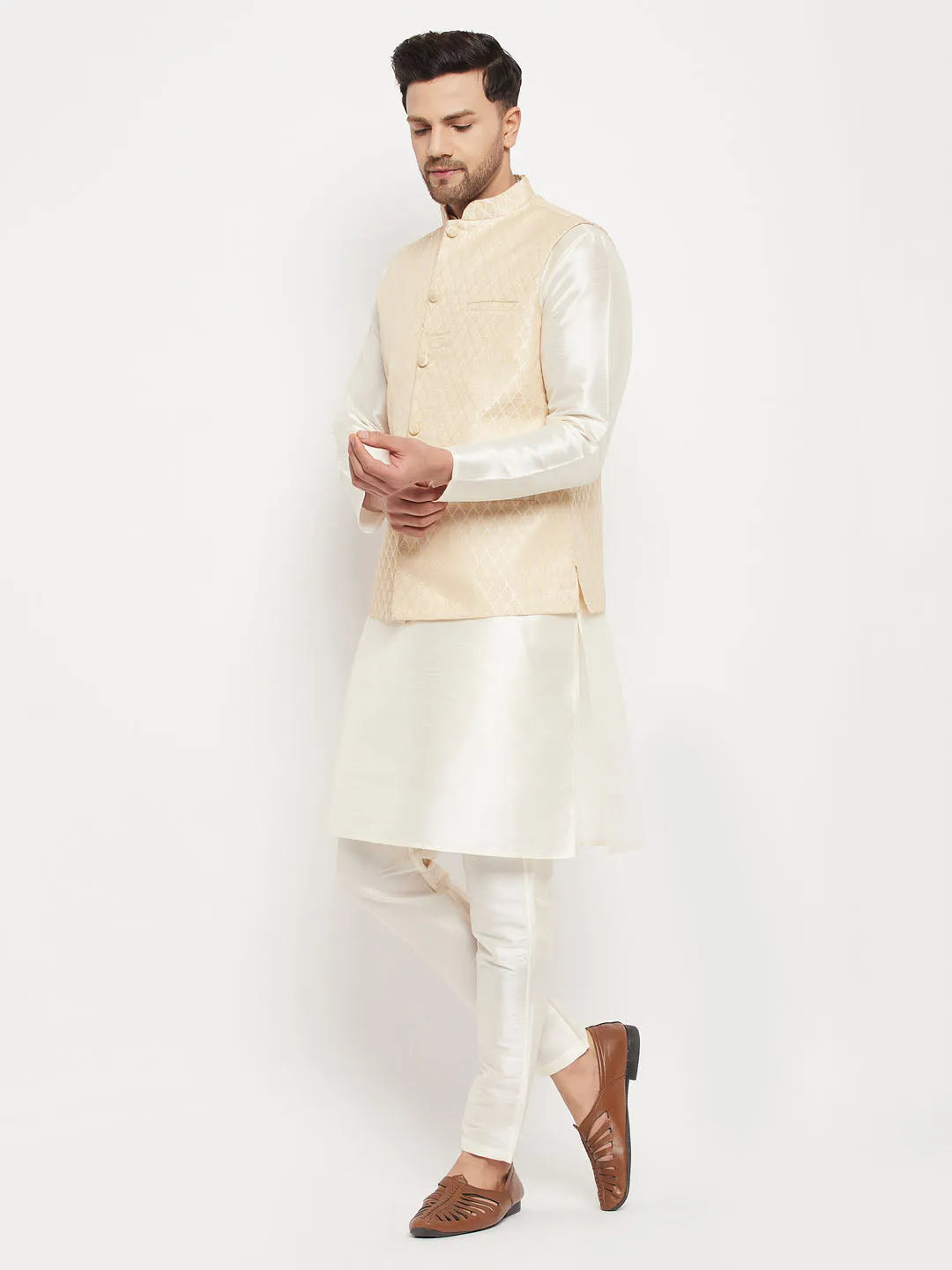 VM BY VASTRAMAY Men's Cream Silk Blend Jacket with Kurta Pant Set