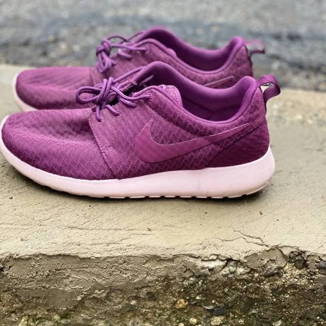 Women’s nike roshe run